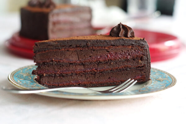Caron Torte Nuvole 250g - Merlot, Filato 100% Poliestere, Peso Medio (4), 695 Metri, Per Uncinetto E Maglia, Lavabile